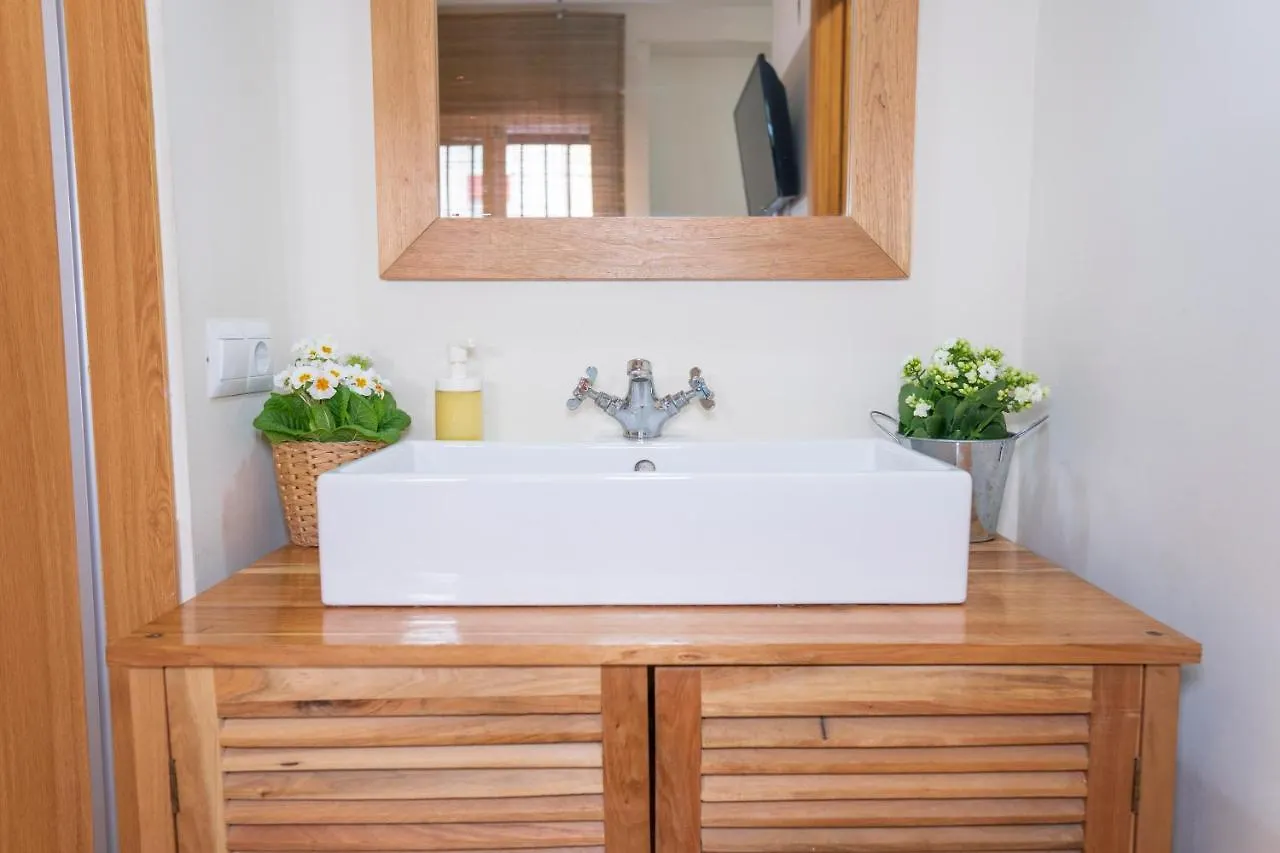 Studio In City Center Next To The Beach Malaga Apartment