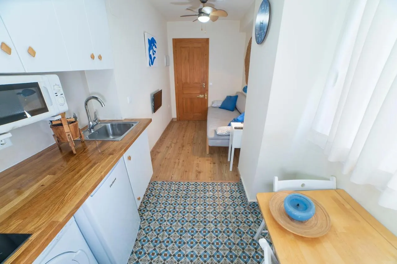 Apartment Studio In City Center Next To The Beach Malaga